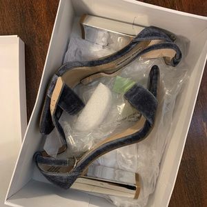 steve madden carrsonv velvet heel